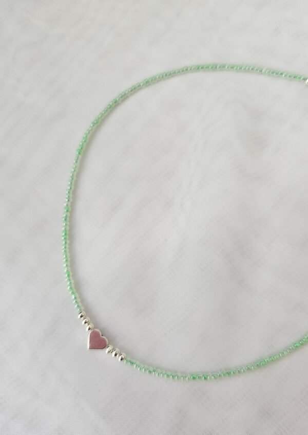 Collar love green