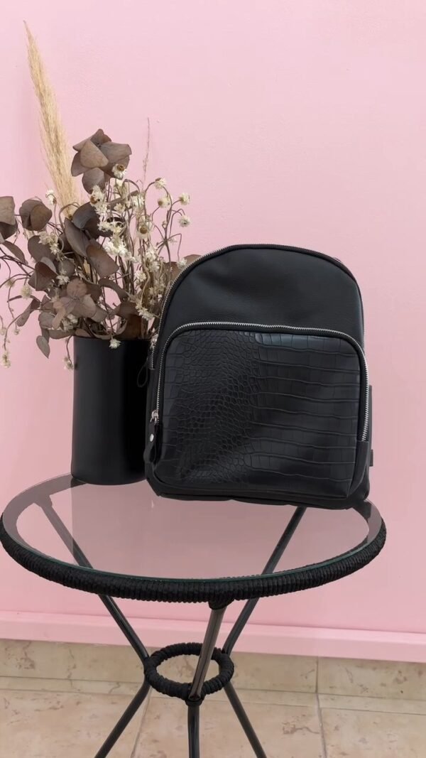 Mochila Austria max bolsillo crocco