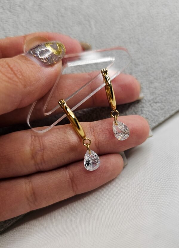 Argollitas gota acero dorado