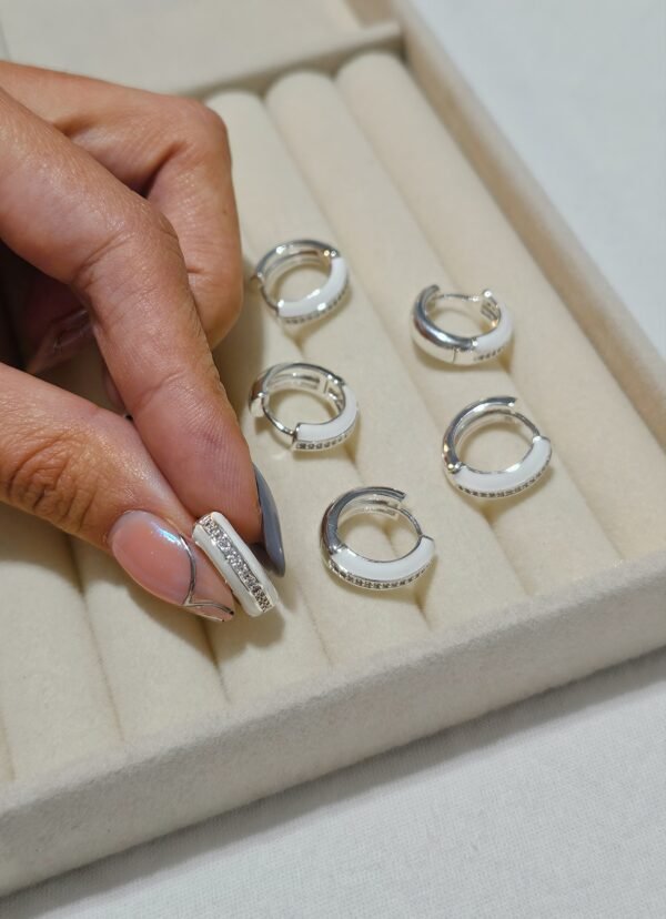 Argollitas blancas shine acero blanco
