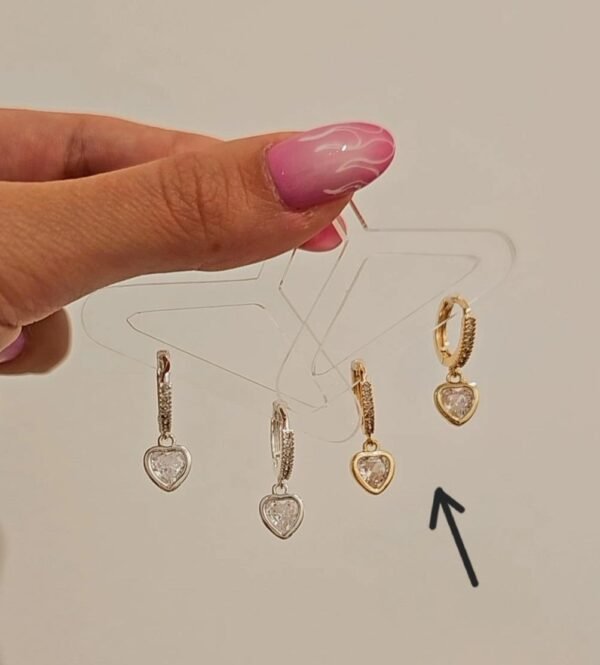 Argollitas mini cora cristal acero dorado