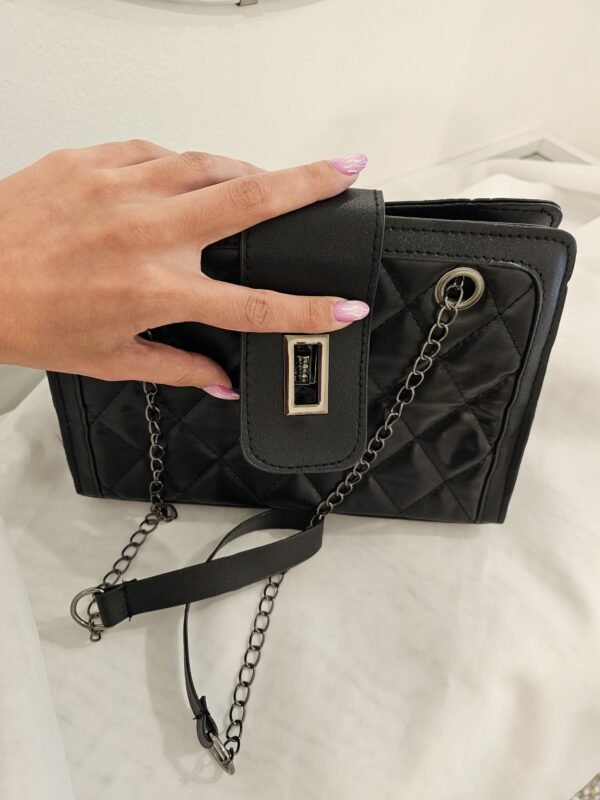 Cartera cadenas