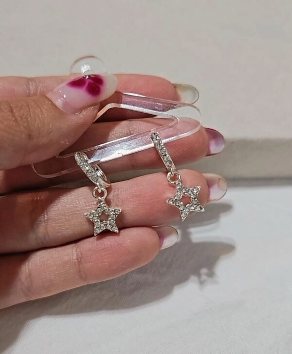 Argollitas stras star acero blanco