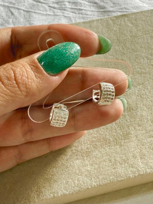 Mini cubanitas shine