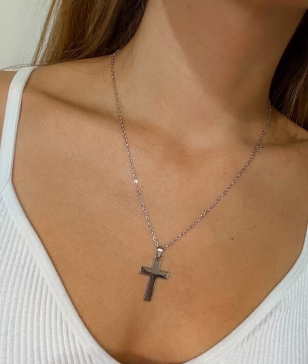 Collar cruz