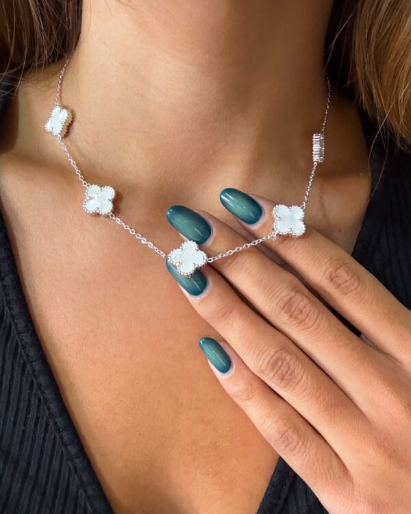 Collar luck blanco acero blanco