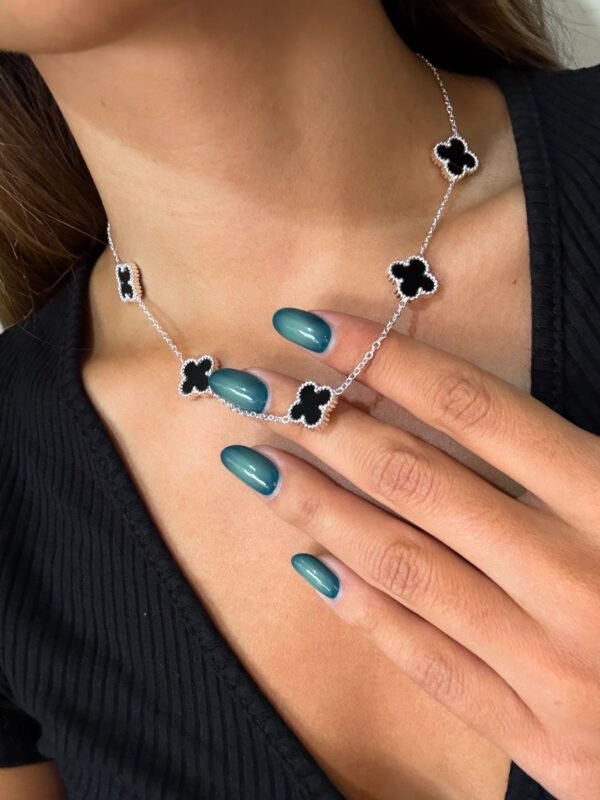 Collar luck negro acero blanco