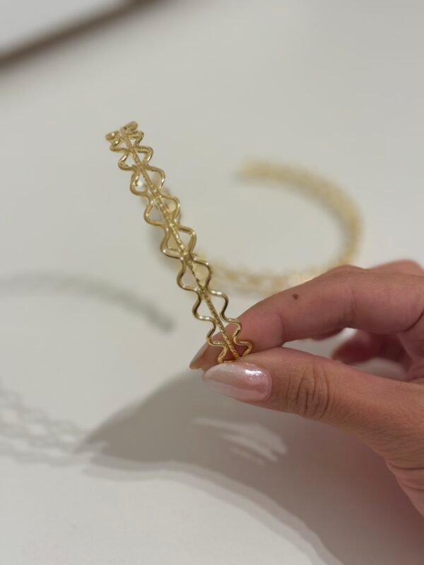 Brazalete onditas acero dorado