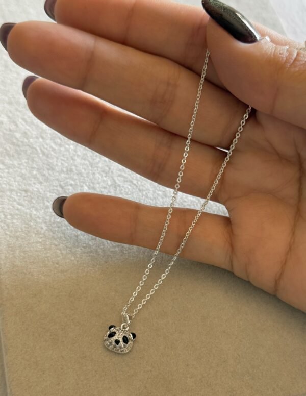 Collar panda shine