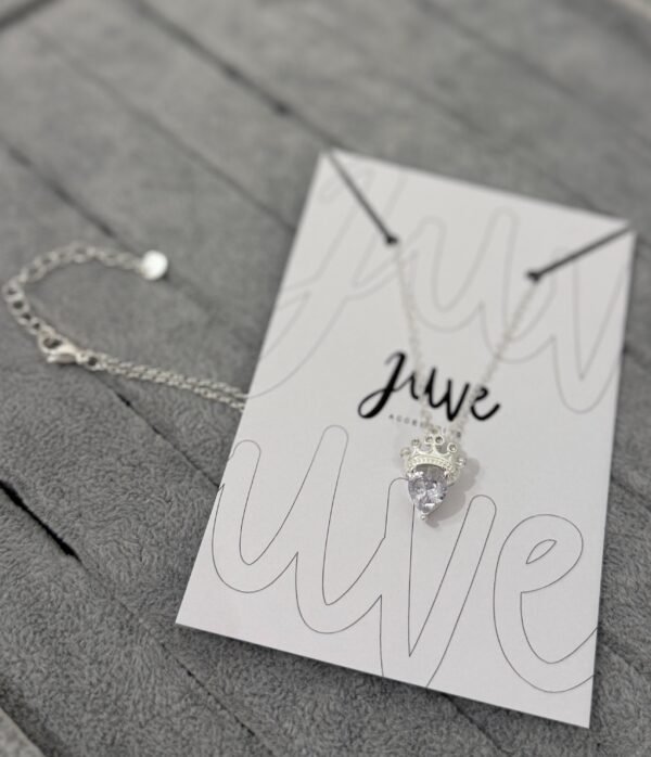 Collar reina corazón acero blanco