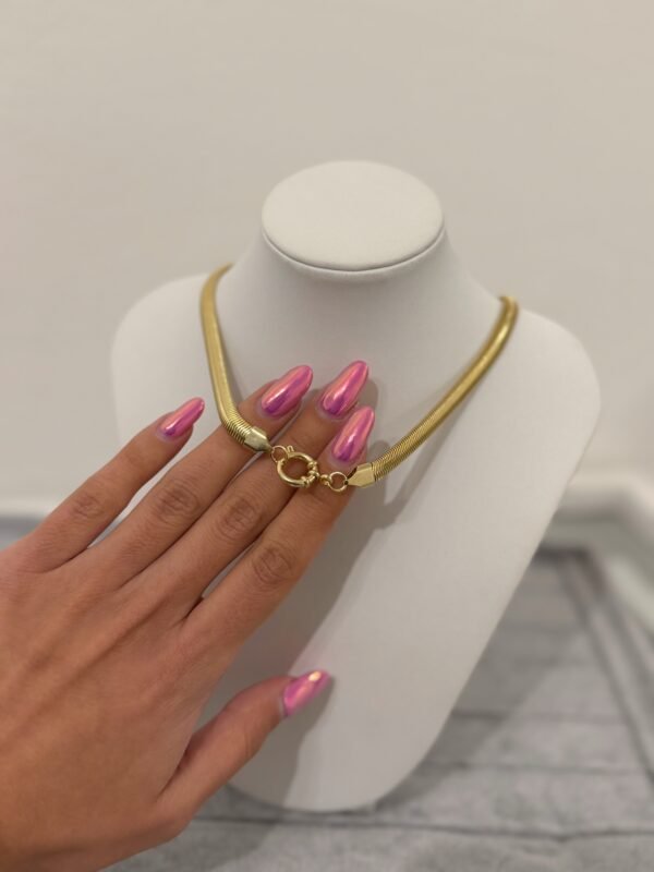 Collar flat marinero corto acero dorado