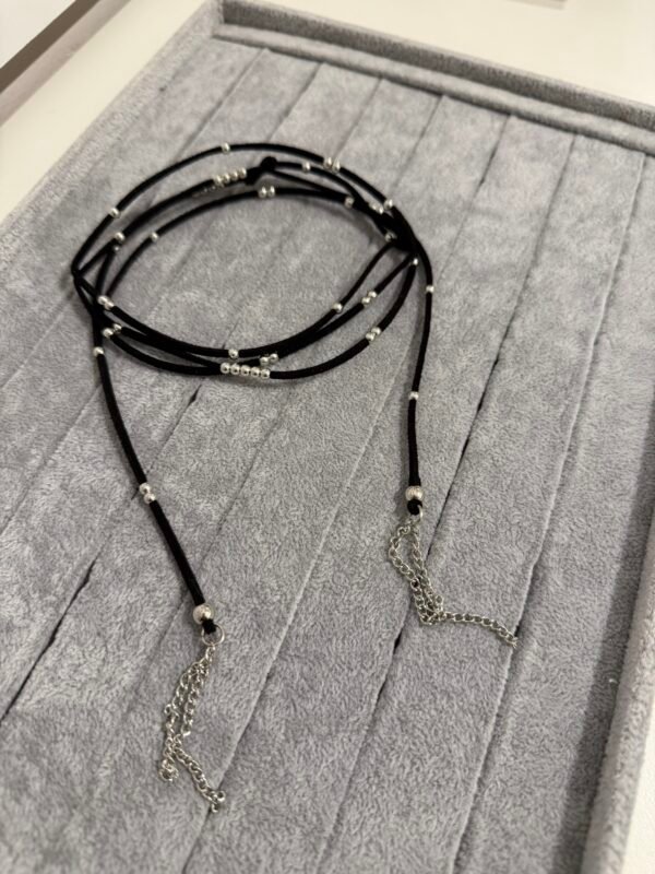 Chocker negro bolitas cadenas