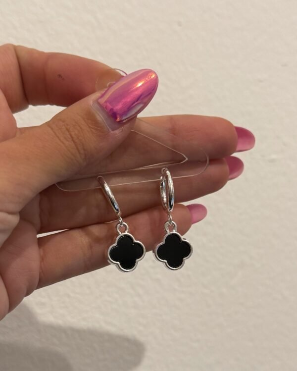 Argollitas luck black