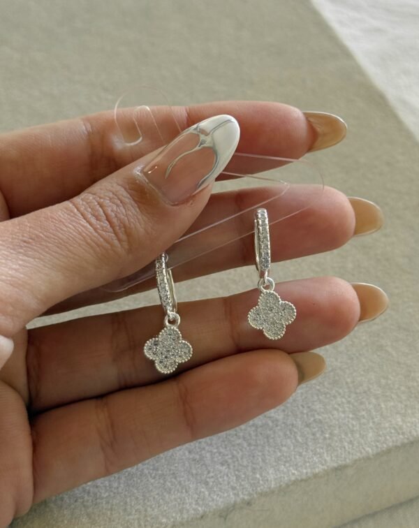 Argollitas luck shine acero blanco