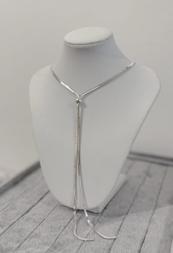 Corbatero flat acero blanco