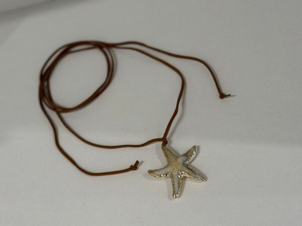 Chocker marrón océano