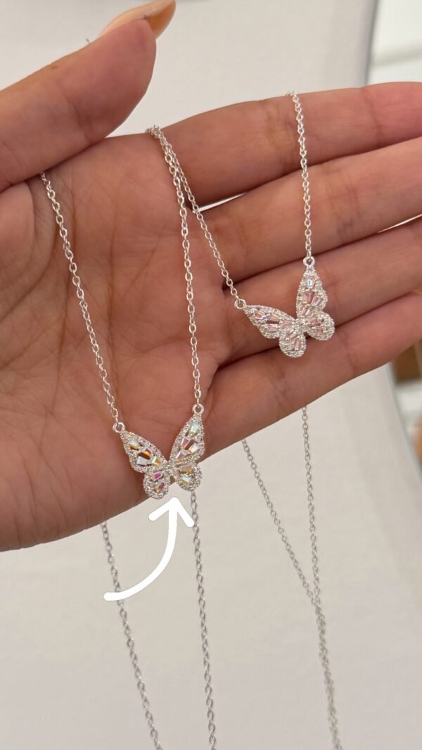 Collar butterfly tornasol acero blanco
