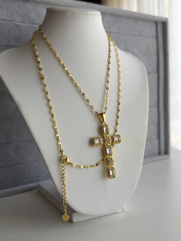 Collar cross cristal
