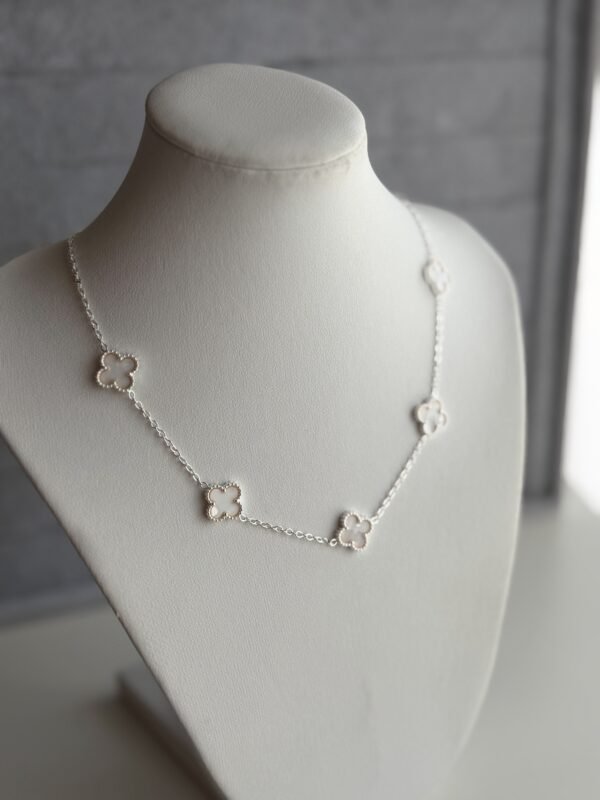 Collar luck blanco acero blanco