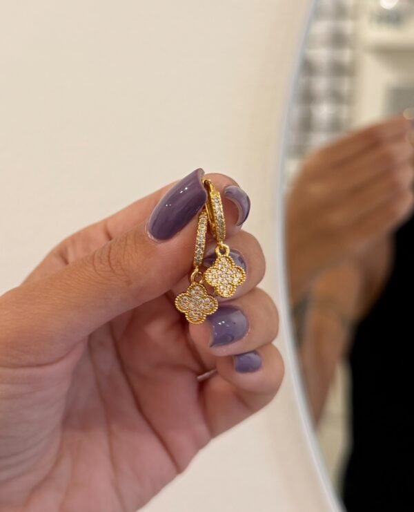 Argollitas luck shine acero dorado