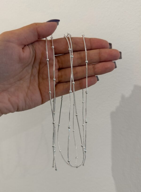 Collar balls corto acero blanco 35 a 40cm