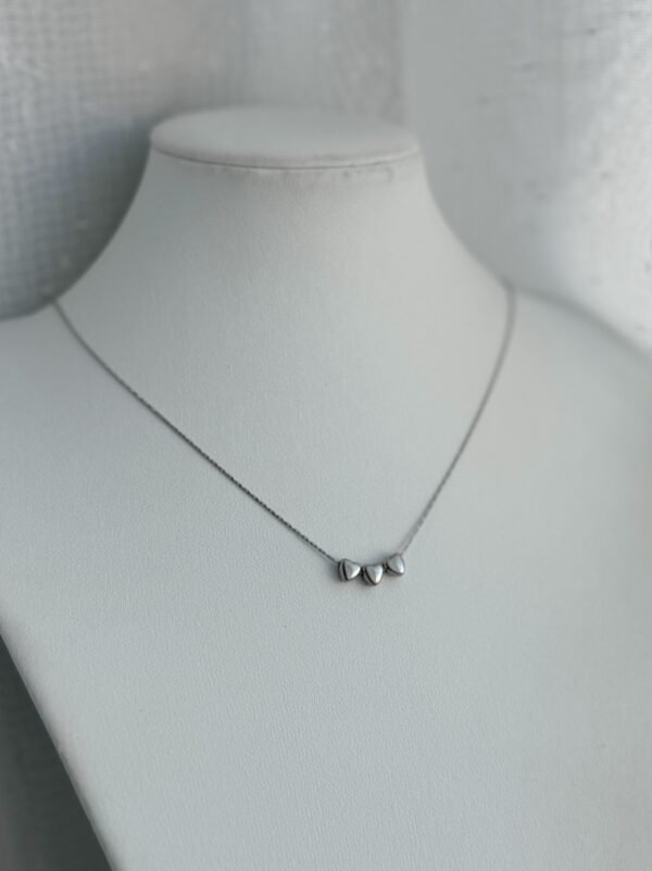 Collar tres mini cora