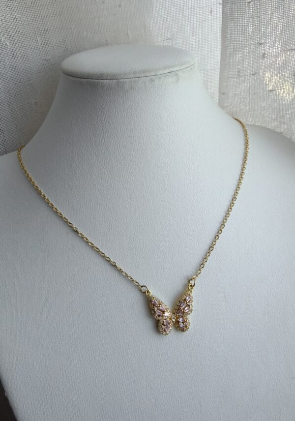 Collar butterfly pink acero dorado