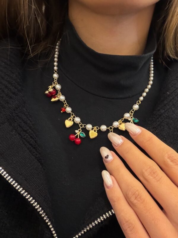 Collar cherry perli