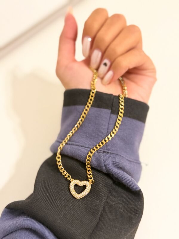 Collar chain love shine