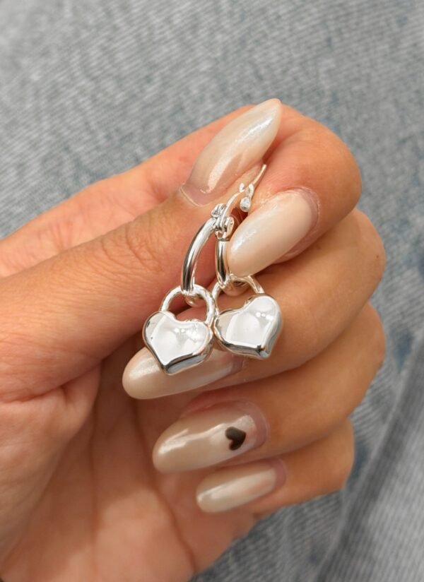Argollas cora candado acero blanco