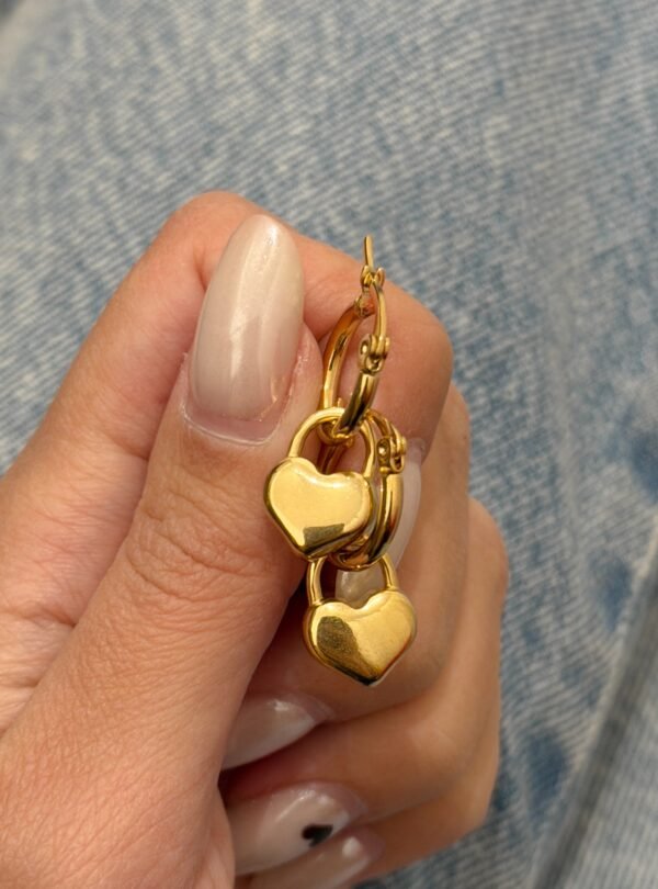 Argollas cora candado acero dorado