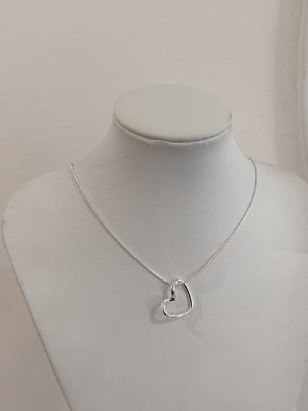 Collar entrelazados acero blanco