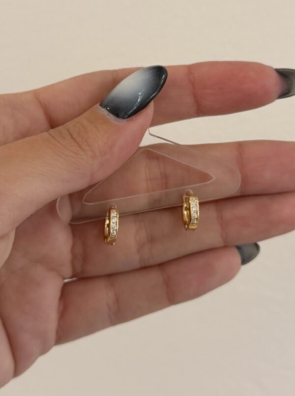 Argollitas brilli cristal acero dorado