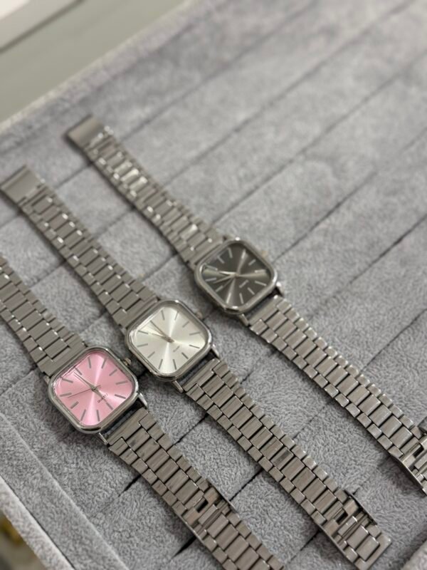 Reloj Paula plateado