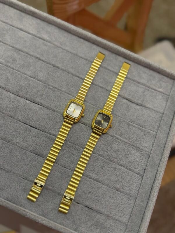 Reloj Mari dorado