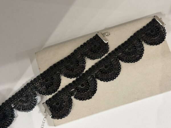 Chocker arqui boho black